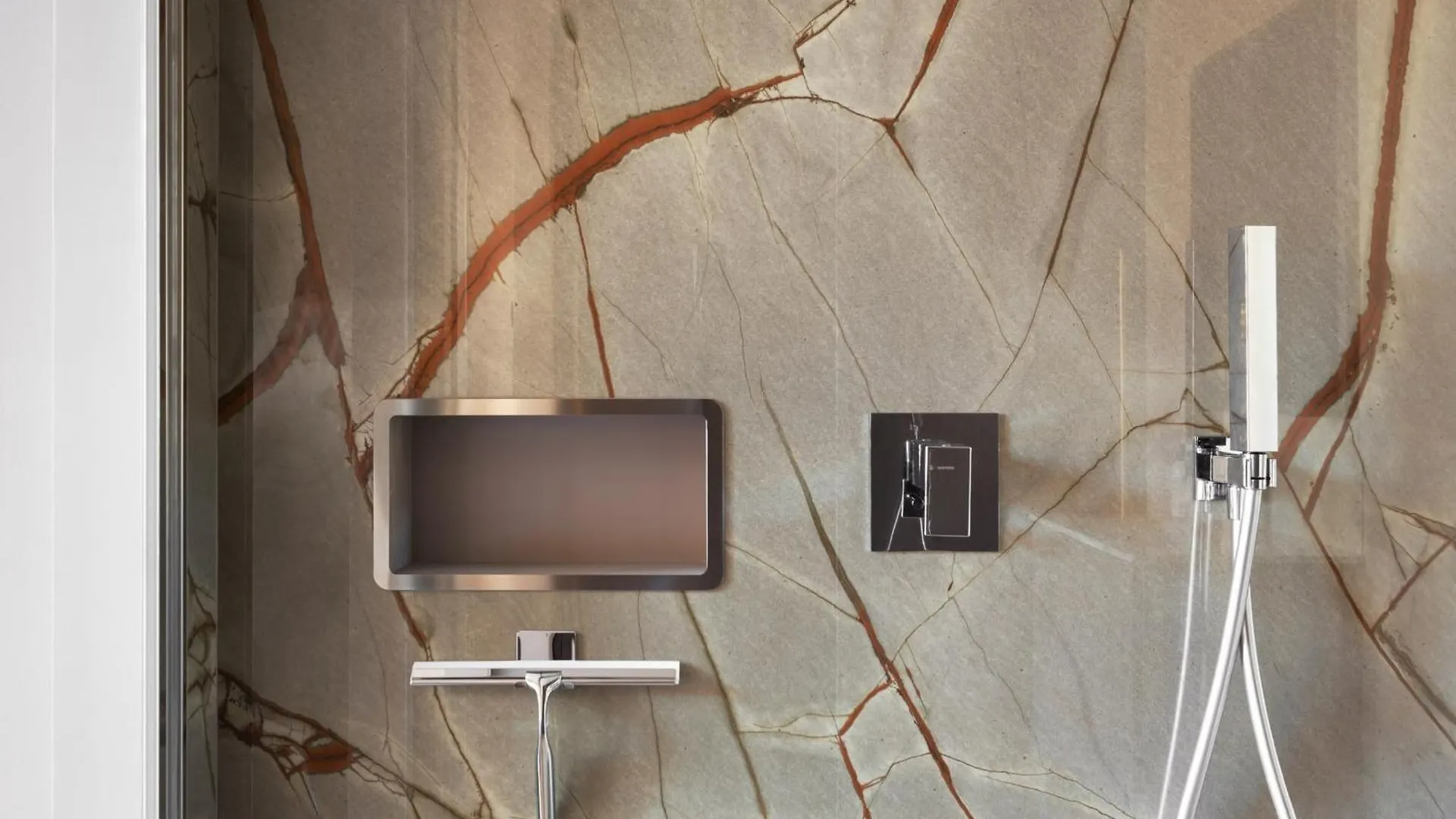 Mei Home: Esclusivo E Moderno Milan