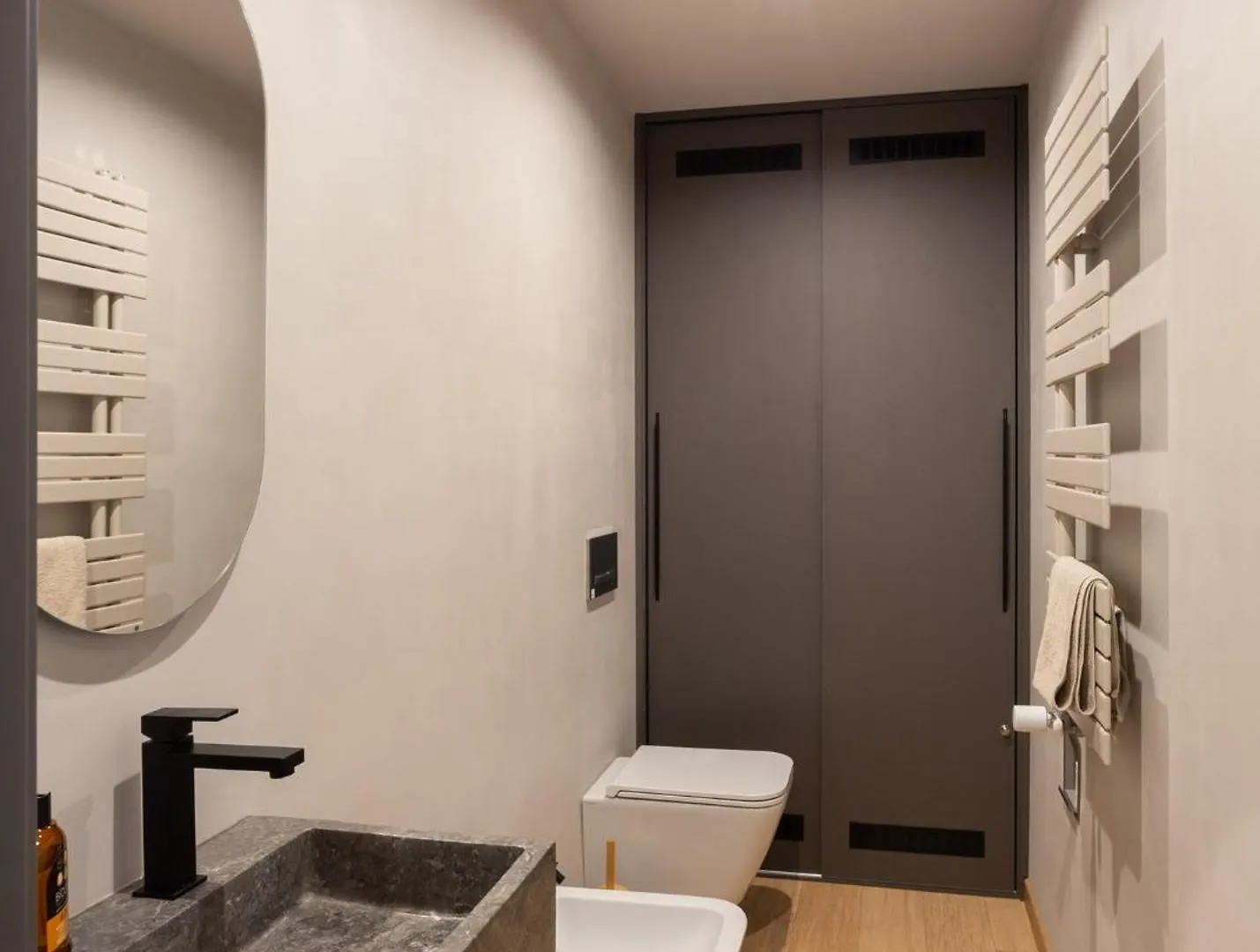 Apartment Mei Home: Esclusivo E Moderno Milan Italy